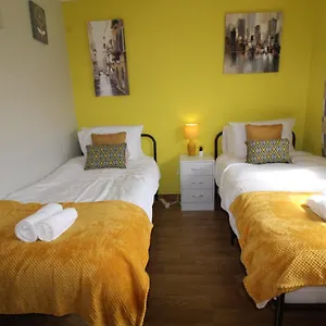 https://raynald-house.yorkshirehotels.net