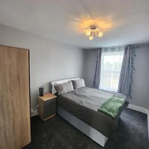 Comfy 1 Bedroom Flat Apartment